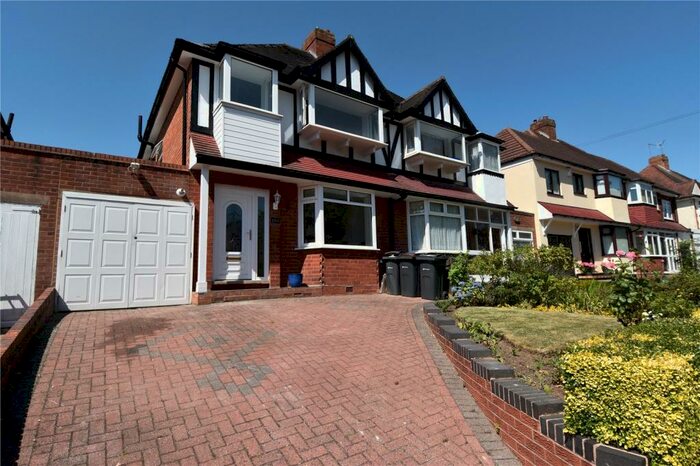 3 Bedroom Semi-Detached House To Rent In Colebourne Road, Kings Heath, Birmingham, West Midlands, B13