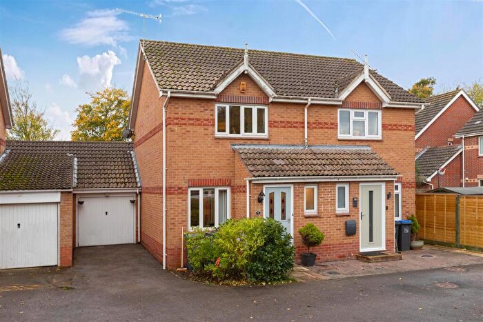 2 Bedroom Semi-Detached House For Sale In Essenhigh Drive, Worthing, BN13