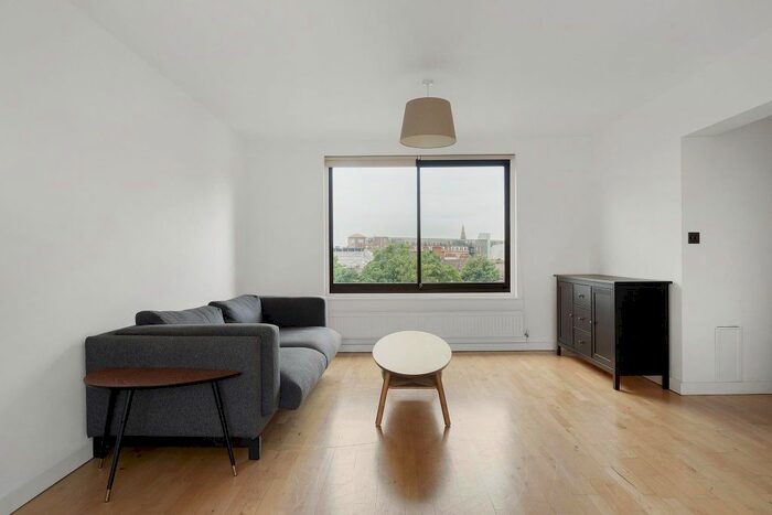 1 Bedroom Flat To Rent In Lorne Gardens, Holland Park, London, Kensington &amp; Chelsea, London, W11