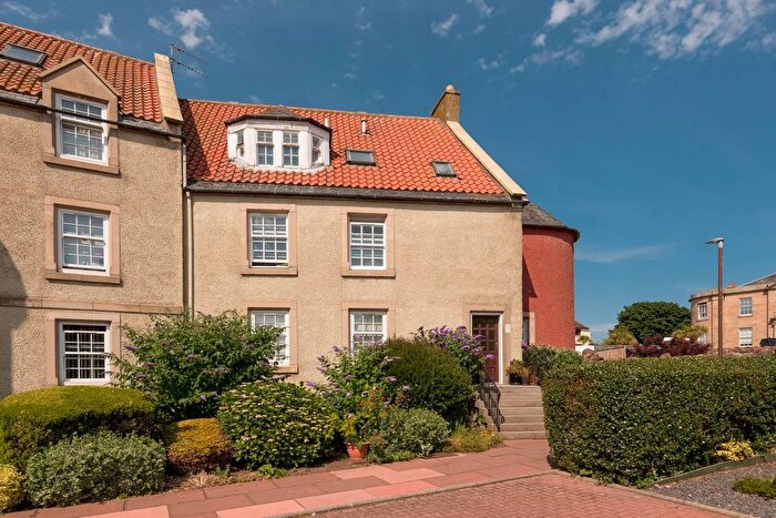1 Bedroom Flat For Sale In C Friarscroft, Dunbar, EH42