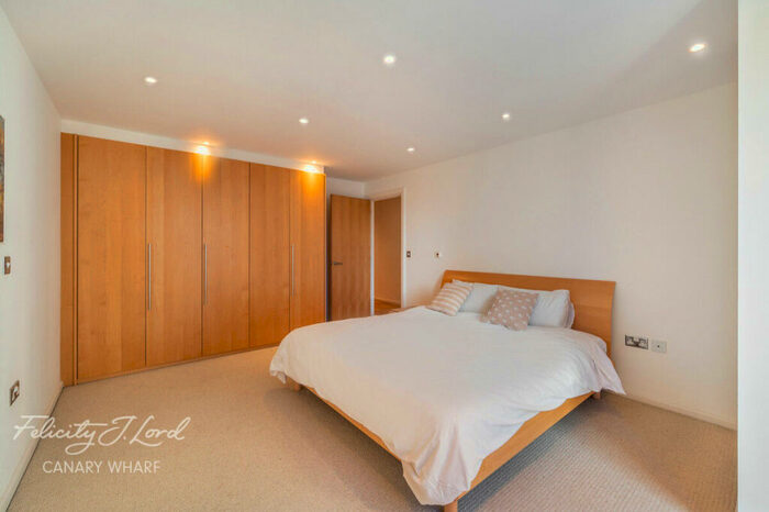 1 Bedroom Apartment For Sale In Ability Place, Millharbour, London, E14
