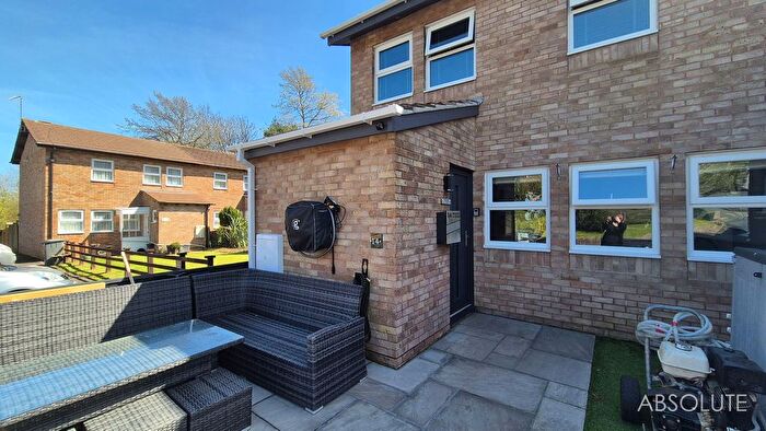 3 Bedroom End Terrace House For Sale In Rowan Way, Brixham, TQ5