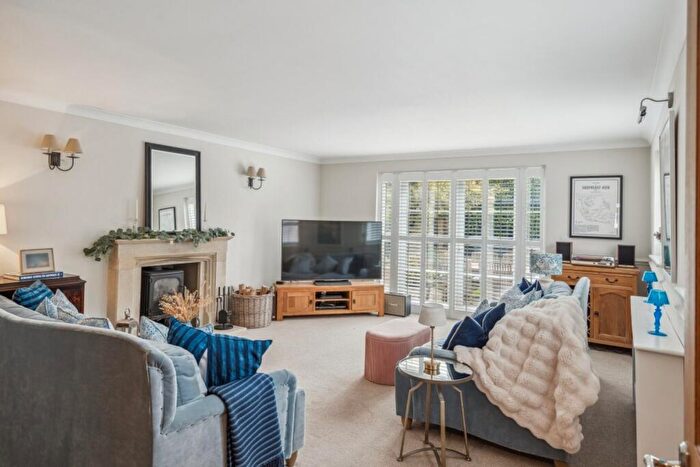 5 Bedroom Detached House For Sale In Clappins Lane, Naphill, HP14