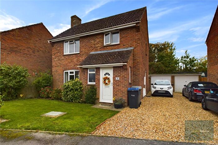 3 Bedroom Detached House For Sale In Alderton Way, Trowbridge, BA14