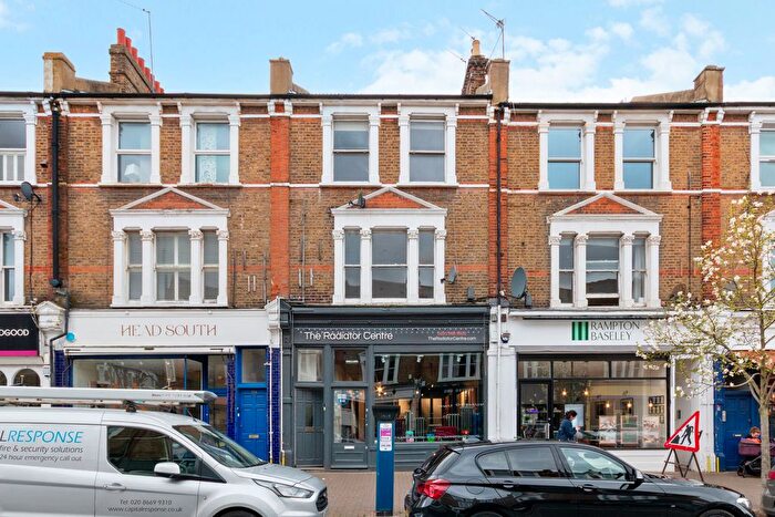 1 Bedroom Flat To Rent In Northcote Road, London, SW11