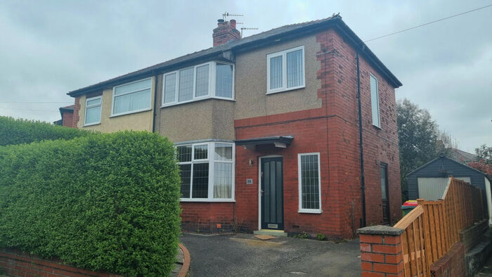 3 Bedroom Semi-Detached House To Rent In Hawkhurst Avenue, Fulwood, PR2