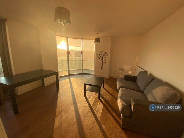 2 Bedroom Flat To Rent In Sienna Alto, London, SE13