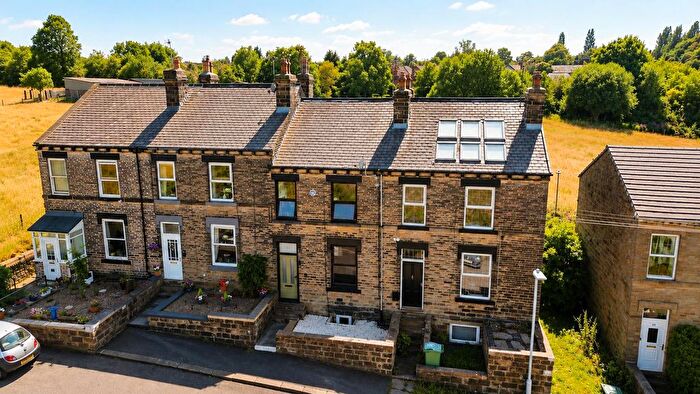 2 Bedroom Terraced House For Sale In Blenheim Hill, Batley, WF17