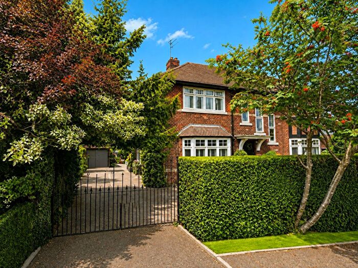 5 Bedroom Detached House For Sale In Marlborough Avenue, Hessle, East Yorkshire, HU13