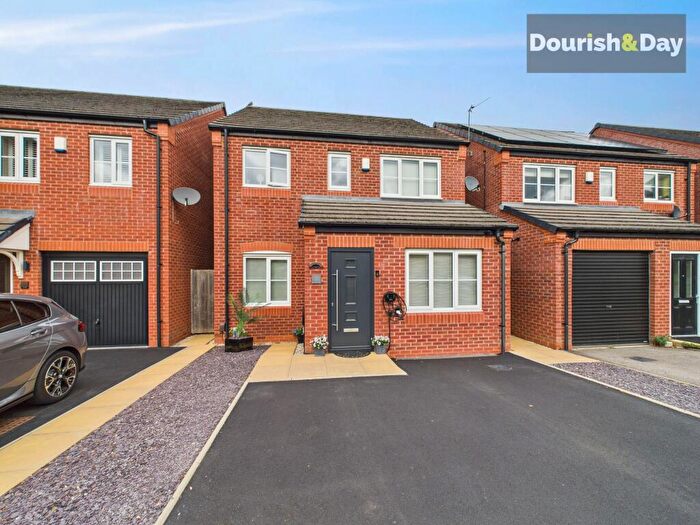 3 Bedroom Detached House For Sale In Green Close, Great Haywood, ST18