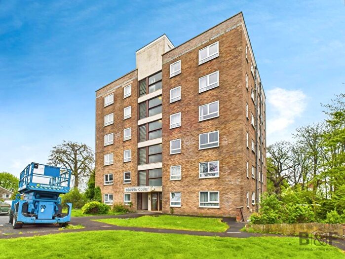 1 Bedroom Flat To Rent In Cleeve Lodge Close, Downend, Bristol, BS16