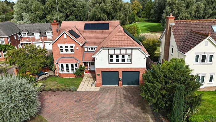 5 Bedroom Detached House For Sale In Belfry Lane, Collingtree Park, NN4