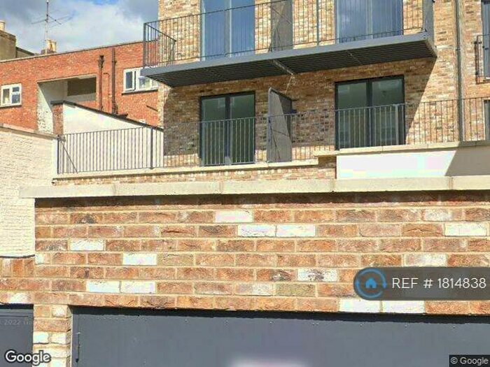 2 Bedroom Flat To Rent In Centaur House, London, SE20