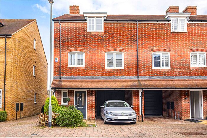 4 Bedroom End Of Terrace House For Sale In Zoffany Place, Hemel Hempstead, Hertfordshire, HP2