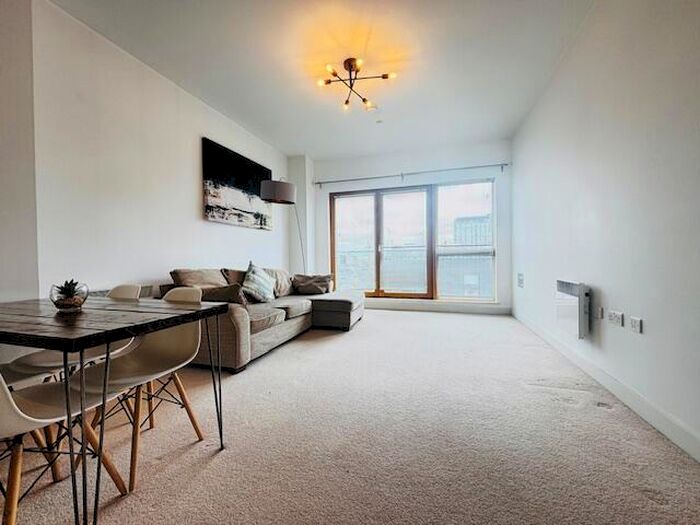 2 Bedroom Flat For Sale In Cypress Place, M4