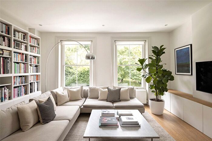 3 Bedroom Flat To Rent In Kensington Park Road, London, W11
