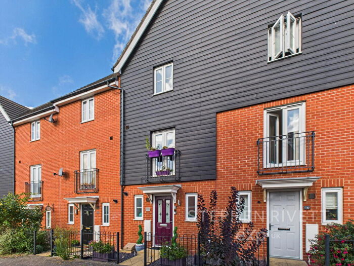 4 Bedroom Terraced House For Sale In Wagtail Drive, Stowmarket, IP14