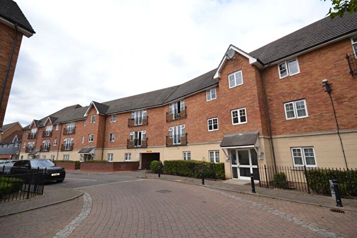 2 Bedroom Flat To Rent In Caspian Way, Purfleet, RM19