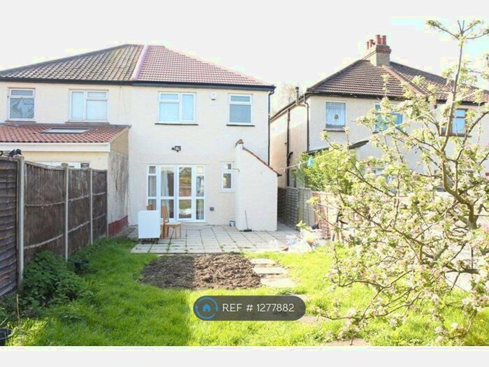 3 Bedroom Semi-Detached House To Rent In Rugby Avenue, Wembley HA0