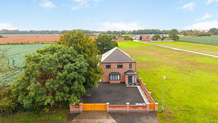 4 Bedroom Detached House For Sale In Tattershall Road, Boston, PE21