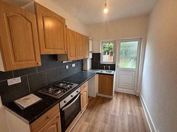 1 Bedroom Flat To Rent In Arcadian Gardens Wood, Green, N22