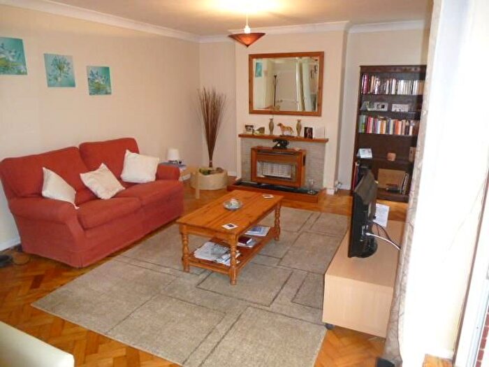 2 Bedroom Bungalow To Rent In Chamberlain Row, Dinas Powys, CF64