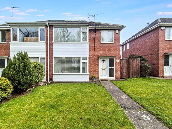 3 Bedroom Semi Detached House For Sale In Dahlia Way, Hebburn, Tyne And Wear, NE31