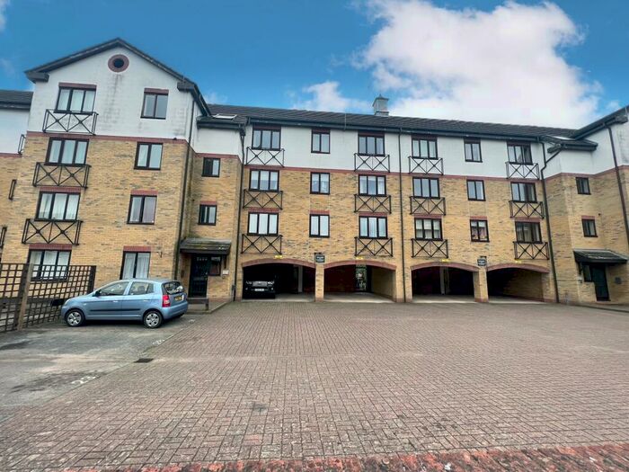 2 Bedroom Flat For Sale In Viersen Platz, Peterborough, PE1