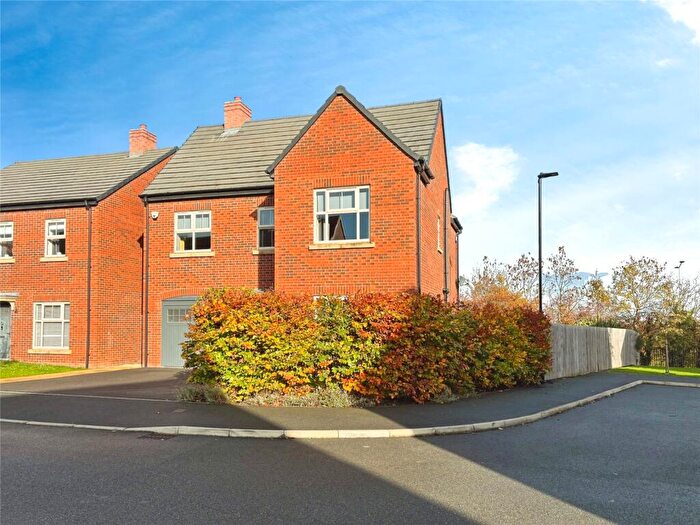 4 Bedroom Detached House For Sale In Brodsworth Court, Adwick-le-Street, Doncaster, South Yorkshire, DN6