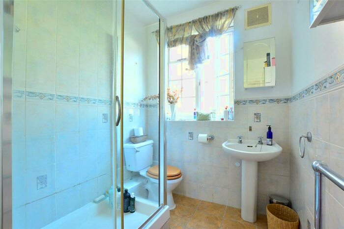 2 Bedroom Apartment To Rent In Belmont Hall Court, Belmont Grove, London, SE13