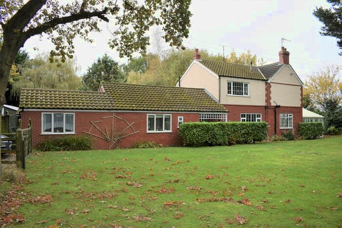 5 Bedroom Detached House For Sale In North Kelsey Road, Caistor, Market Rasen LN7