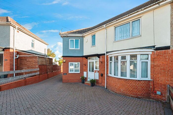 3 Bedroom Terraced House For Sale In Portland Crescent, Weymouth, DT4