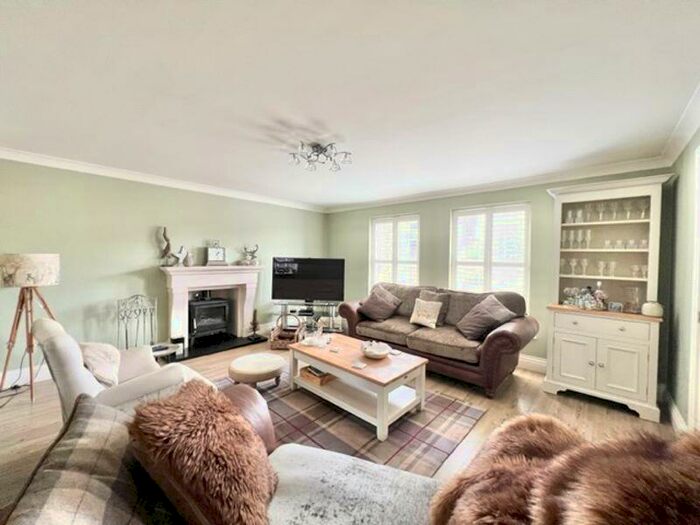 5 Bedroom Detached House For Sale In Park Lane, Cleethorpes, DN35