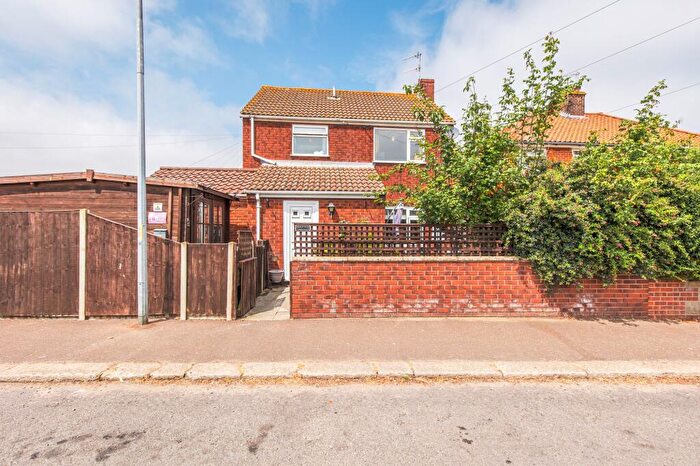 5 Bedroom Detached House For Sale In Versatile Family Home In Cromer, NR27