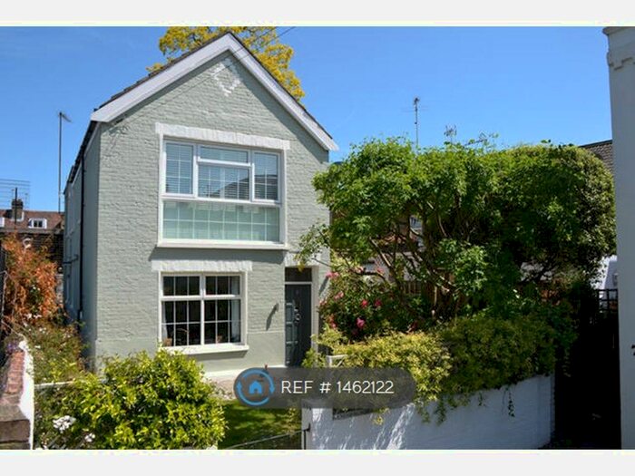 2 Bedroom Maisonette To Rent In Albany Rd, Richmond, TW10