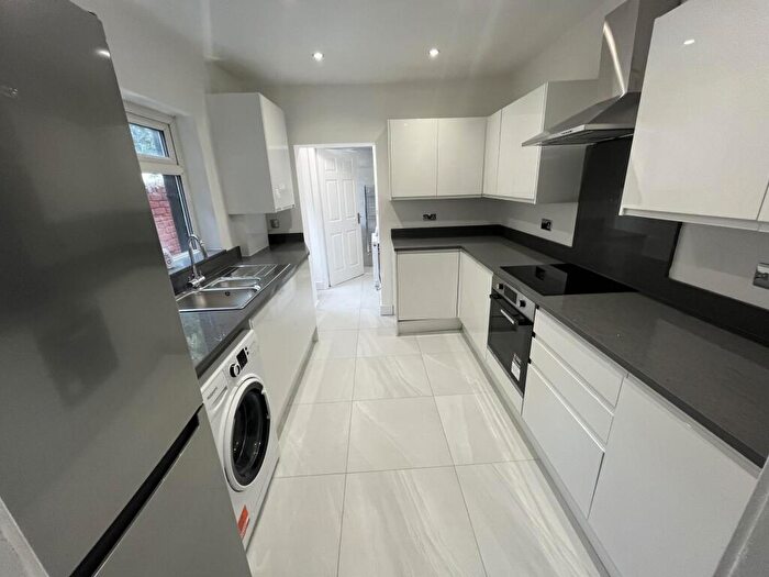 4 Bedroom House To Rent In Birstall Road, Liverpool, L6