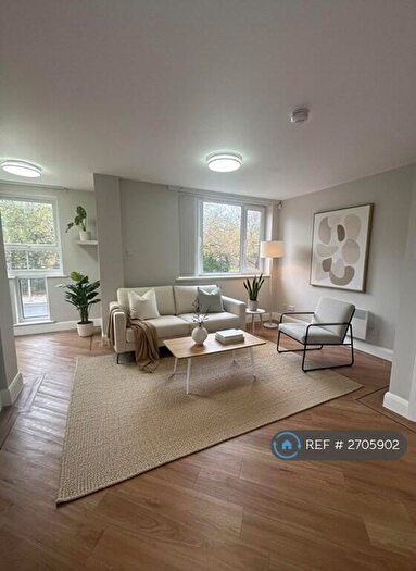 2 Bedroom Flat To Rent In Gladstone Court, Liverpool, L8