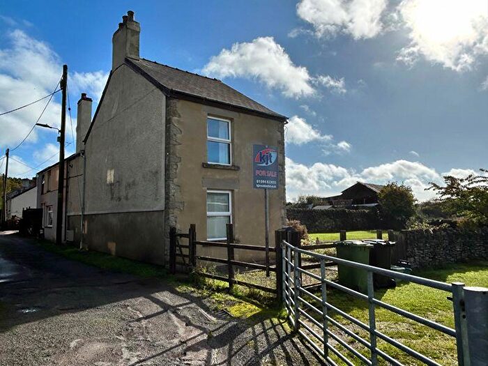 2 Bedroom House For Sale In Newtown Road, Steam Mills, GL14