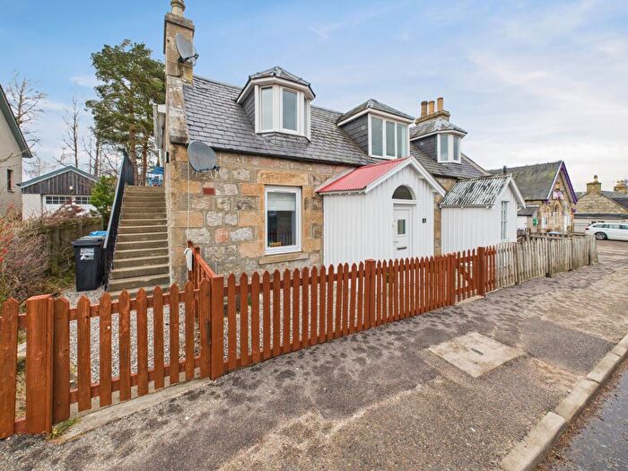 3 Bedroom Apartment For Sale In Craigview, Deshar Road, Boat Of Garten, PH24