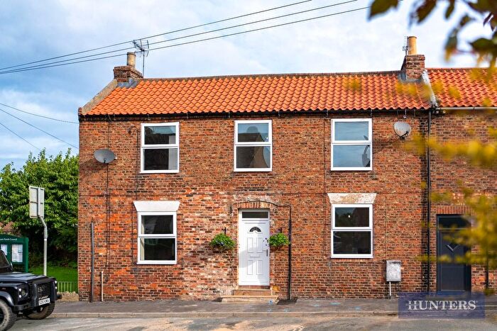 4 Bedroom End Of Terrace House For Sale In Main Street, North Frodingham, Driffield, YO25