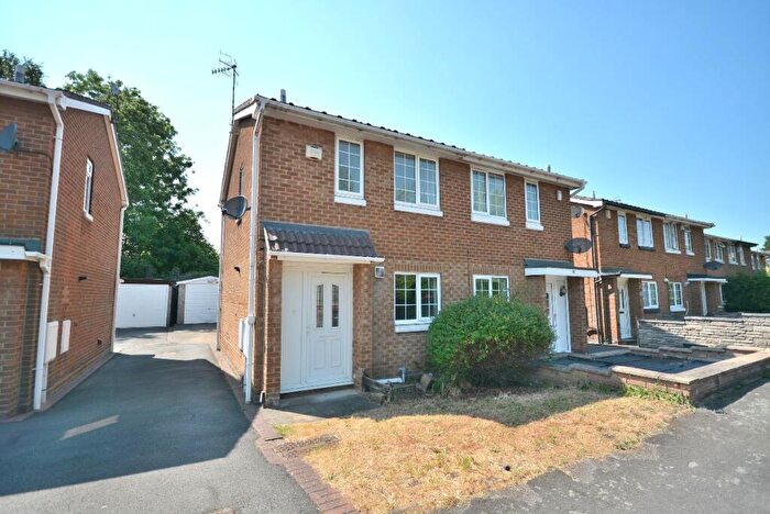 2 Bedroom Semi-Detached House To Rent In Shelton Avenue, Hucknall, NG15