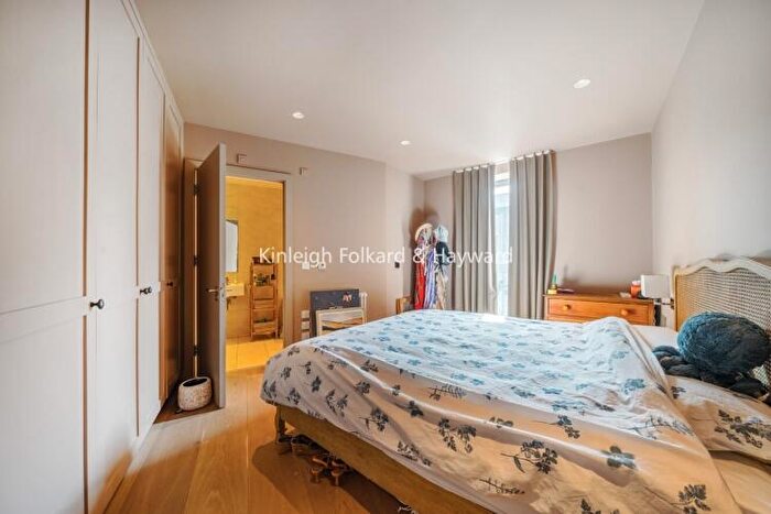 2 Bedroom Apartment To Rent In Northchurch Road London, N1