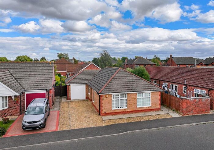 3 Bedroom Detached Bungalow For Sale In Clover Way, Spalding, PE11