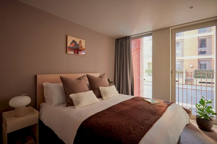 2 Bedroom Apartment To Rent In Addington Street, Manchester, Greater Manchester, M4