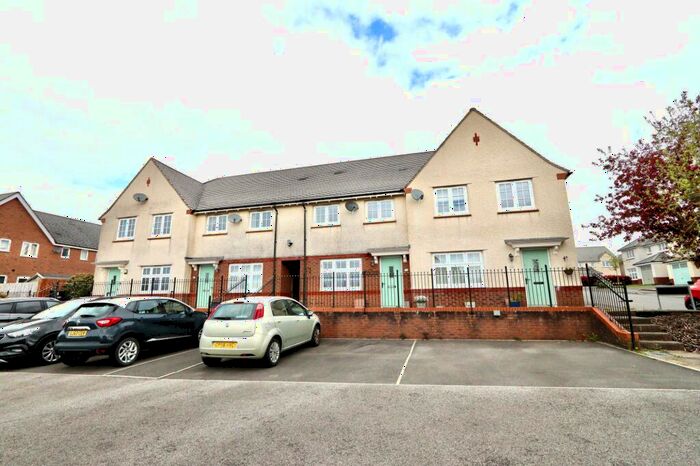 2 Bedroom Terraced House To Rent In Manor View, Trelewis, CF46