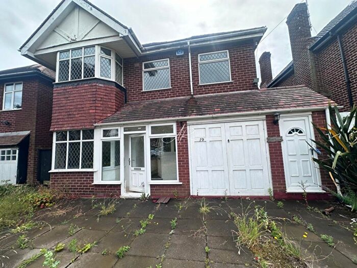 4 Bedroom Detached House To Rent In Eastbourne Avenue, Birmingham, B34