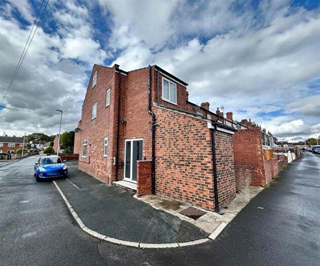 2 Bedroom End Of Terrace House For Sale In New Street, Kippax, Leeds, LS25
