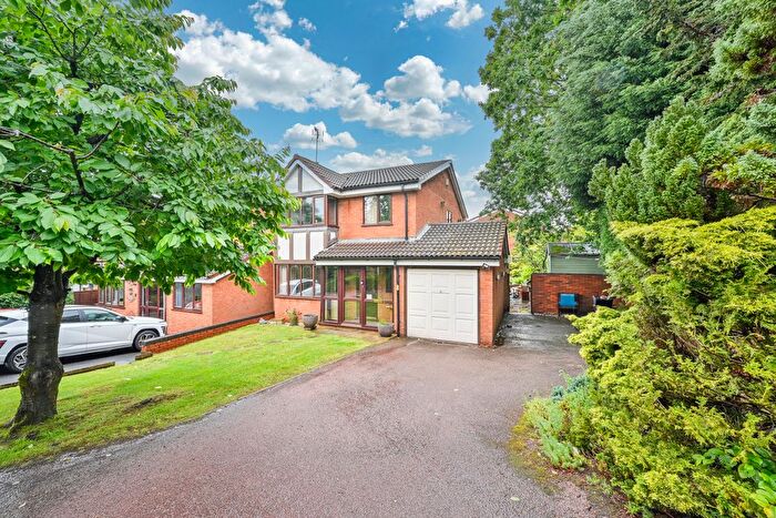 4 Bedroom Detached House For Sale In Weston Close, Heath Hayes, WS11