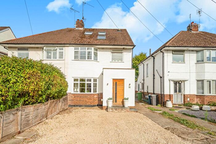 4 Bedroom Semi-Detached House For Sale In Glade Road, Marlow, SL7