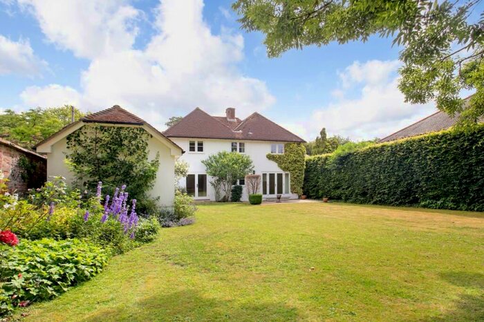 5 Bedroom Detached House To Rent In Penton Mewsey, SP11
